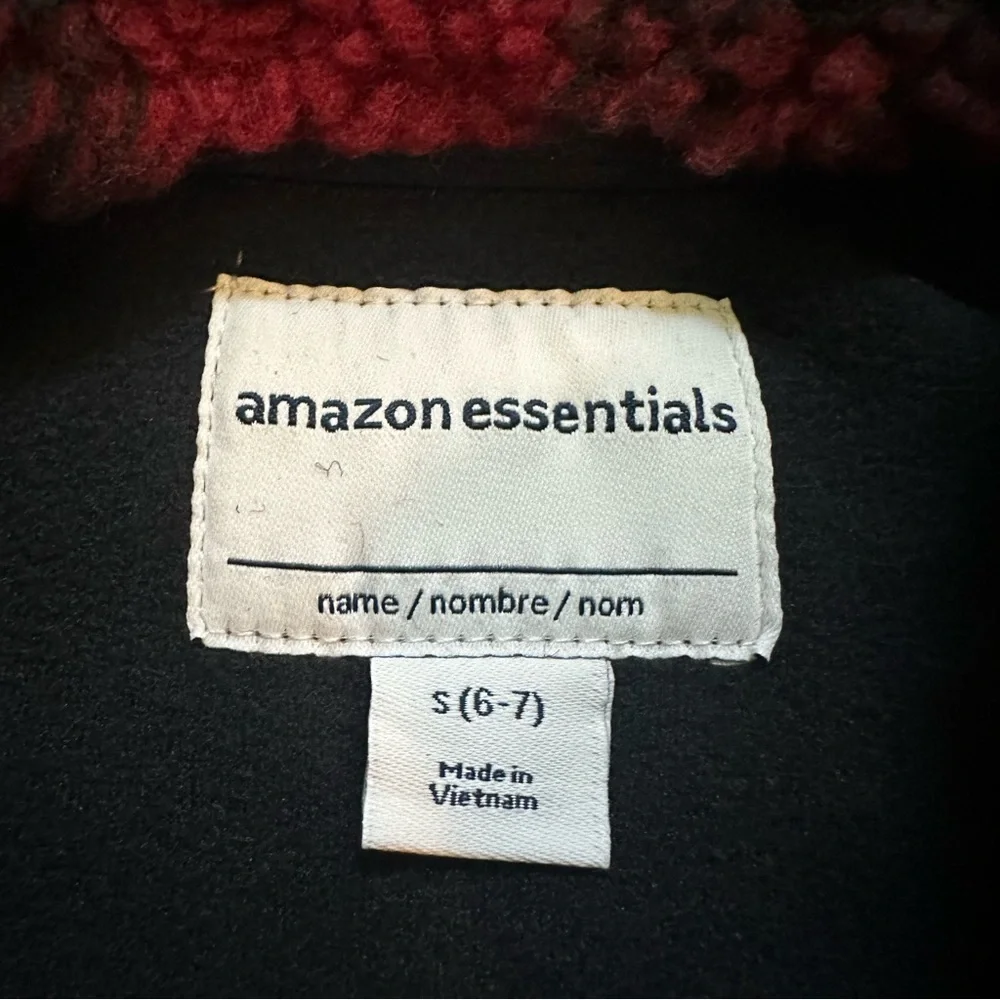 NEW! Kid’s Amazon Essentials Buffalo Plaid Quarter Zip Sherpa Pullover, Sm (6/7)
